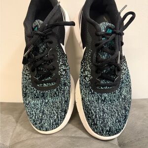 Nike Black and Teal Athletic Shoes